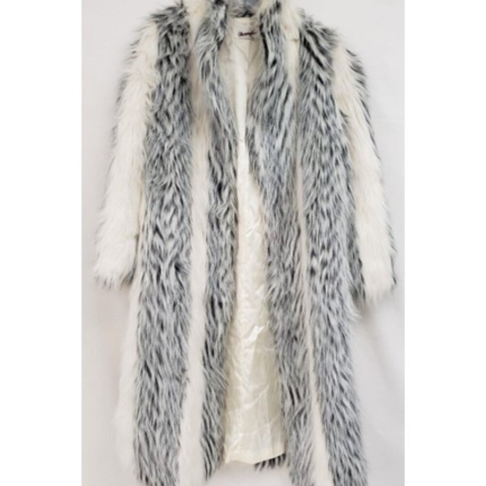 Vintage Donnybrook Faux Fur White Black Winter Coat Animal Print 1970s 1980s